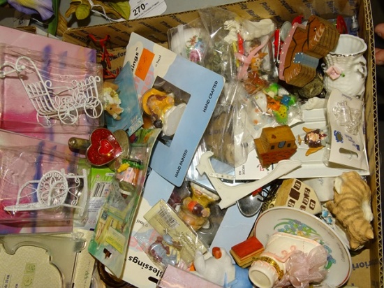 Box Lot Miniature Figures