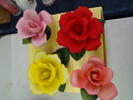 4 Capodemonte Flowers