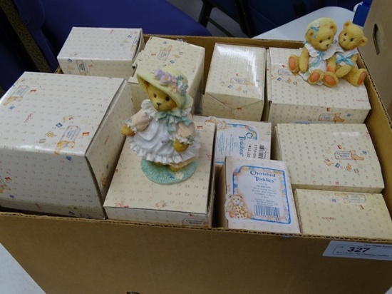 Box Lot 25+ Pcs Cherished Teddies