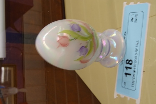 FENTON WHITE EGG 3.75" TALL