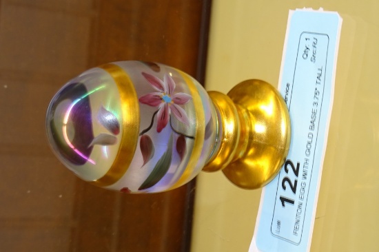 FENTON EGG WITH GOLD BASE 3.75" TALL