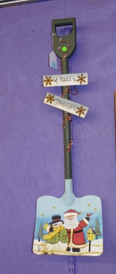 WE BELIEVE IN SANTA CLAUSE DECORATIVE SHOVEL