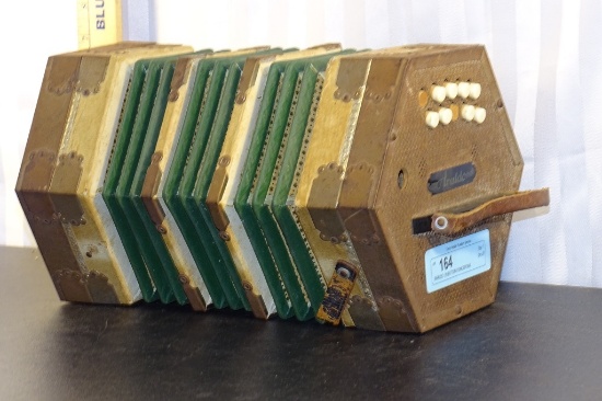 ARALDO  20 BUTTON CONCERTINA