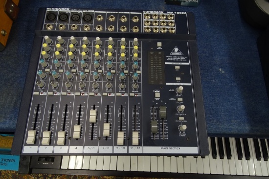 BEHRINGER EURORACK MX 1602A
