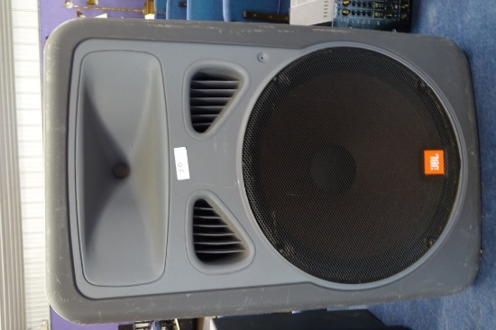 JBL POWERED SPEAKER