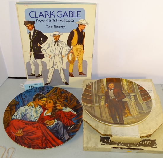 2 GONE WITH THE WIND PLATES & 2 BOOKS PAPER DOLLS