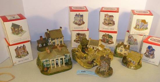 33PLUS LIBERTY FALLS COLLECTION HOUSES
