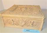 SMALL PORCELAIN VICTORIAL JEWELRY BOX