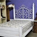 WOOD & CAST QUEEN SIZE BED VERY ORNATE POSTER BED
