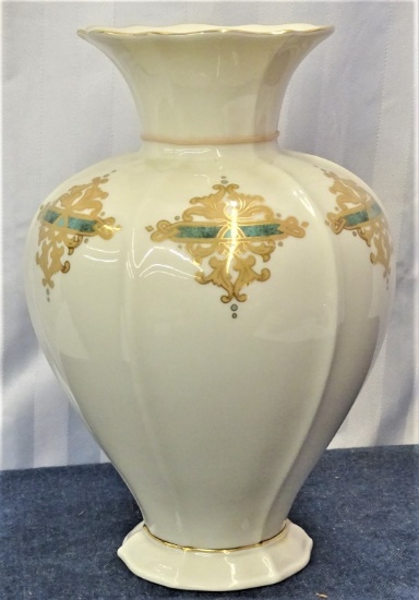 LENOX PORCELAIN VASE  CATALAN COLLECTION 10"