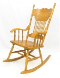 OAK SPINDLE BACK ROCKING CHAIR