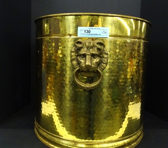 BRASS LION'S HEAD PLANT HOLDER