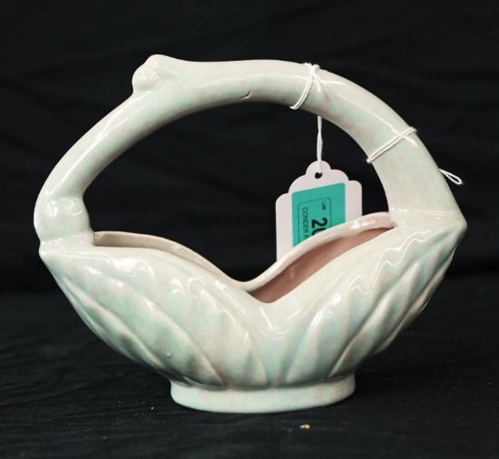 CONDER POTTERY BASKET H39