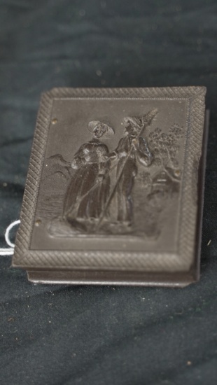 GUTTA PERCHA PHOTO BOX W/CHILD DAGUERREOTYPE