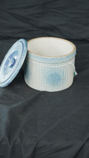 DAISEY & WAFFLE SALT GLAZE BUTTER CROCK BLUE GLAZE-LATE 19TH CENTURY