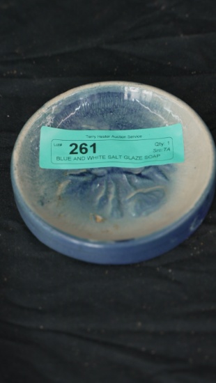 BLUE AND WHITE SALT GLAZE SOAP DISH