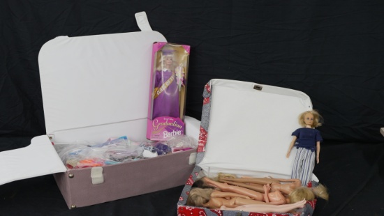 LOT OF VINTAGE BARBIE DOLLS WITH CLOTHES SOME 1966. CLASS OF 1997 GRADUATION BARBIE