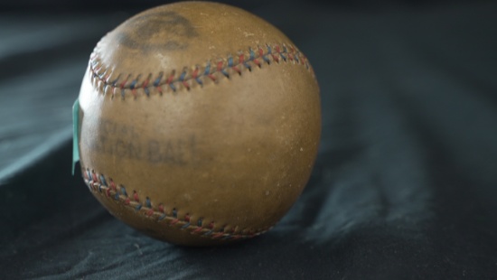 VINTAGE SOFTBALL RED AND BLUE STRINGS