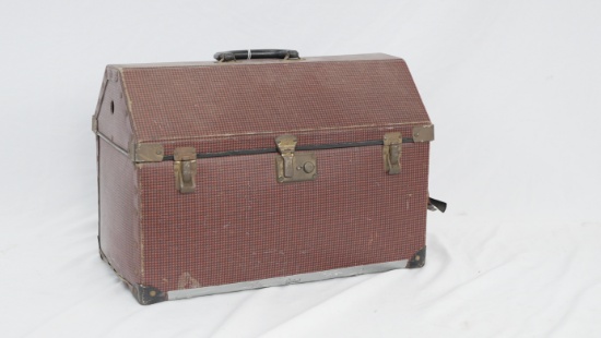 VINTAGE PET CARRIER