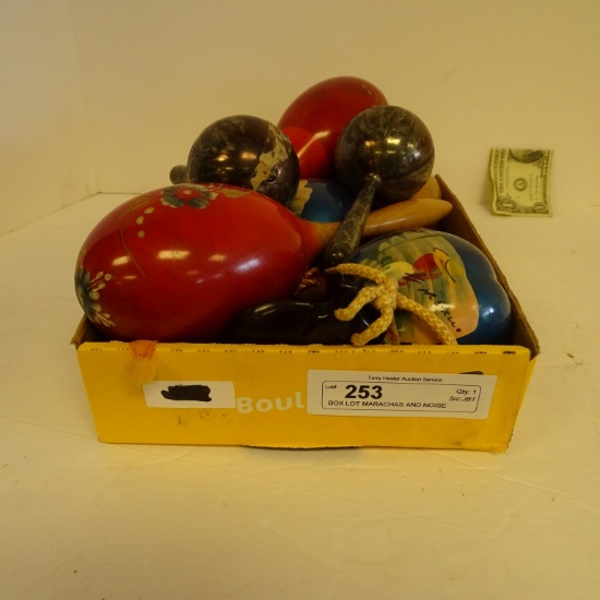 BOX LOT MARACHAS AND NOISE MAKERS