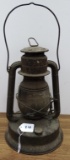 VINTAGE DIETZ LITTLE WIZARD KEROSENE LAMP 12