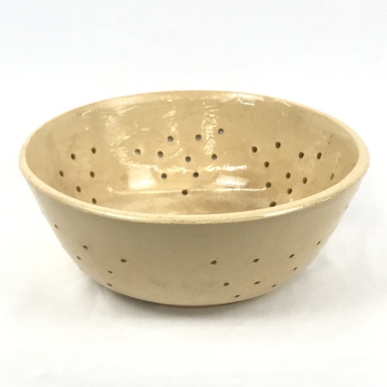 VINTAGE POTTERY STRAINER SIGNED SUNDERLAND