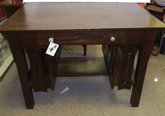 MISSION STYLE WALNUT DESK  / 1 DRAWER GLASS PULLS