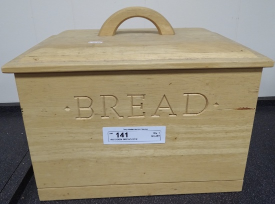 WOODEN BREAD BOX