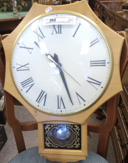 UNITED CLOCK CO ELECTRIC CLOCK