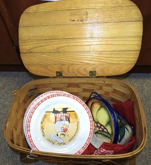 PICNIC BASKET WITH CONTENTS