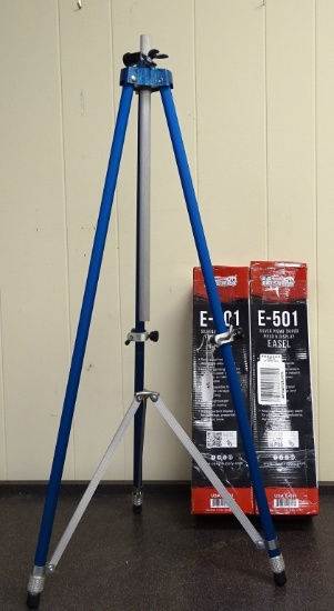3 CAMERA TRIPODS