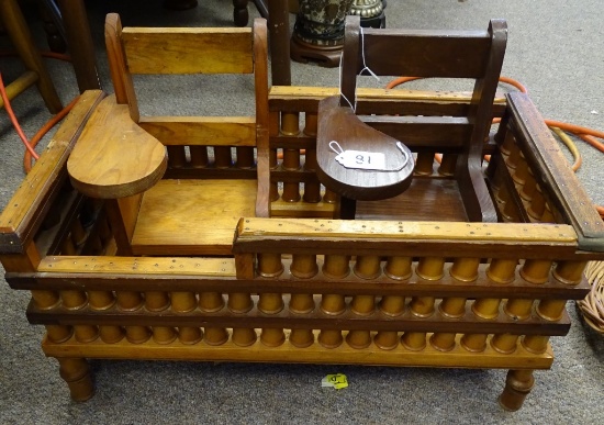 VINTAGE RATTAN DOLL BED & 2 DOLL SCHOOL DESK