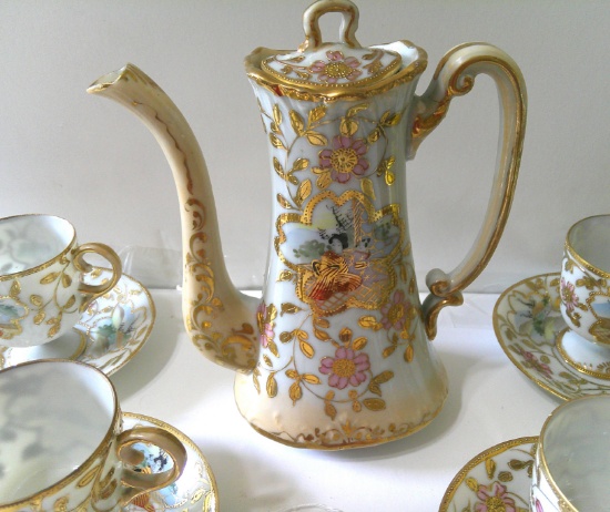 GEISHA GIRL CHOCOLATE POT WITH 4 CUPS & SAUCERS