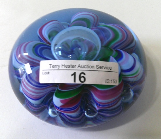 SAINT CLAIR FLORAL PAPERWEIGHT