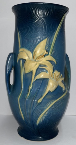 ROSEILLE ZEPHYR LILY DOUBLE HANDLE VASE 10.5"