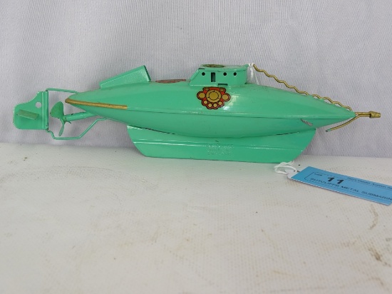 SUTCLIFFE METAL SUBMARINE NAUTILUS WALT DISNEY