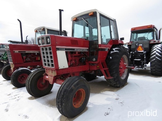 87505- INTERNATIONAL 1586 TRACTOR, CAH, 2WD, DSL, 3PT, PTO, 2 HYD, REPAINTED, 6630 HRS SHOWING, 1980