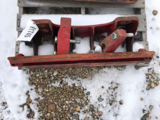 91745- IH FRONT WEIGHT BRACKET