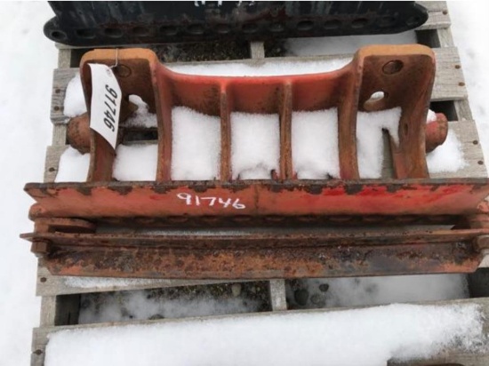 91746- IH FRONT WEIGHT BRACKET