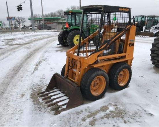 92464- CASE 1816 SKID LOADER, OROPS, GAS, W/MANURE BUCKET