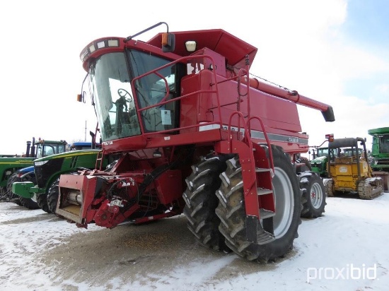 92465- CASE IH 2388 COMBINE, W/DUALS BIN EXTENSION, 4WD, CHOPPER, 3726 E/2618 S HRS SHOWING, 2003