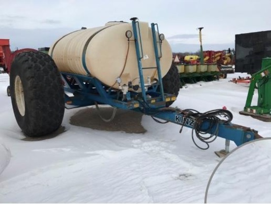 92652- KINZE IN BETWEEN NURSE TANK, HYDRAULIC DRIVE PUMP