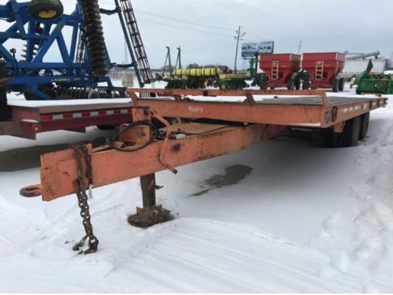 92654- WISCONSIN TRAILER CO. TILT DECK TRAILER, AIR BRALES, DUAL TANDEM AXLE