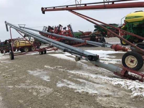 92725- HUTCHINSON AUGER, 540 PTO, 8"X52' (STEVE BENDER FARM RETIREMENT)