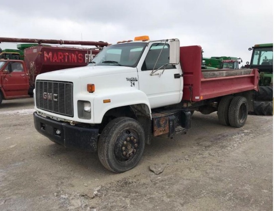 92777- GMC TOPKICK DUMP TRUCK, CAT MOTOR, 6 SPEED MANUAL TRANSMISSION, 177,304 MILES SHOWING