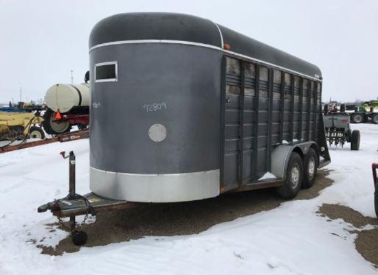 92809- BISON TANDEM AXLE LIVESTOCK TRAILER