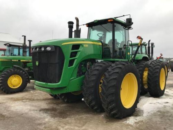 93030- JOHN DEERE 9230 TRACTOR, 4WD, 520/85/42 TIRES, CAB AIR/HEAT, PTO, 4 HYDRAULICS, REAR WEIGHTS,