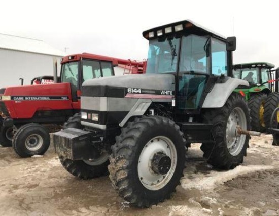 93097- WHITE 6144 TRACTOR, MFWD, FRONT WEIGHTS, 480/80/42 TIRES, 3PT., PTO, 3 HYDRAULICS, 4234 HOURS