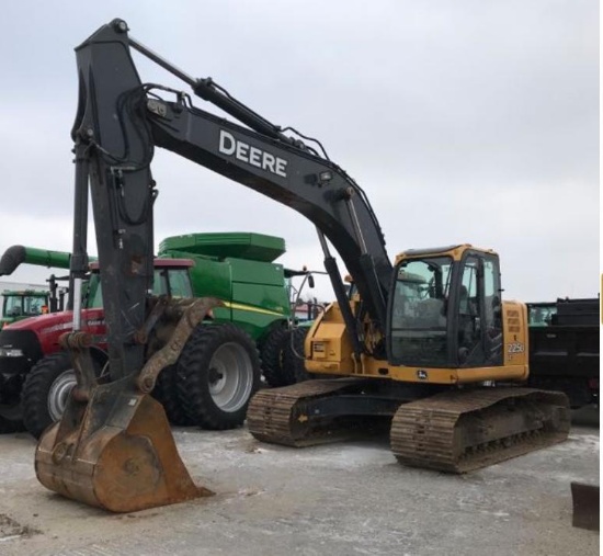 93111- JOHN DEERE 225D LC EXCAVATOR, THUMB, CAB AIR/HEAT, 3863 HOURS SHOWING