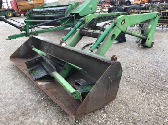 93172- JOHN DEERE 158 LOADER (NO BRACKETS)
